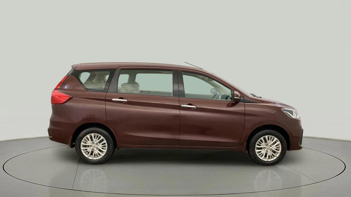 2019 Maruti Ertiga ZXI+ SHVS, Petrol, Manual, 35,516 km, Right Side View