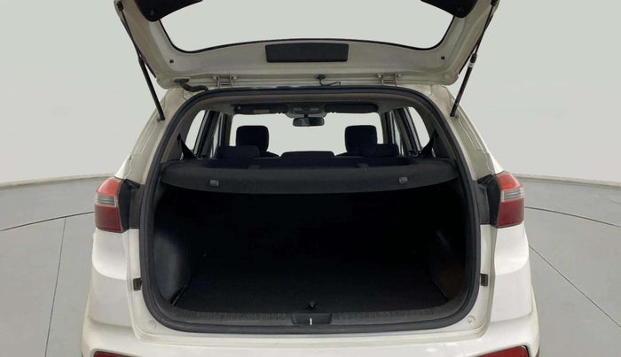 2016 Hyundai Creta SX PLUS 1.6 PETROL, Petrol, Manual, 37,507 km, Boot Open Zoomed View