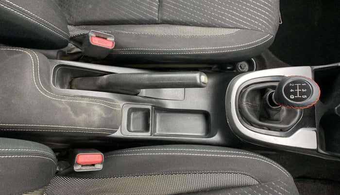 2019 Honda WR-V 1.2L I-VTEC VX MT, Petrol, Manual, 59,360 km, Gear Lever
