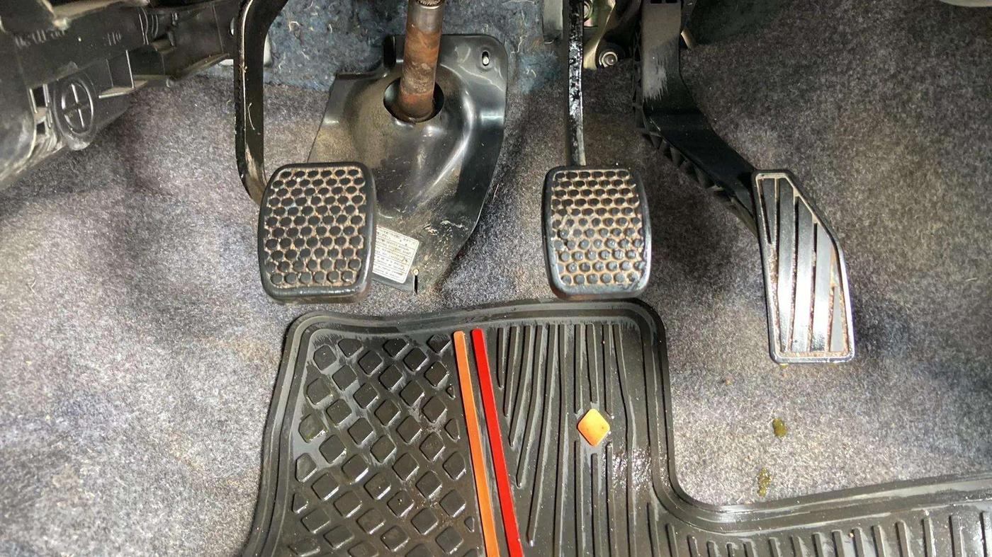 2020 Maruti Alto LXI, Petrol, Manual, 31,647 km, Pedals