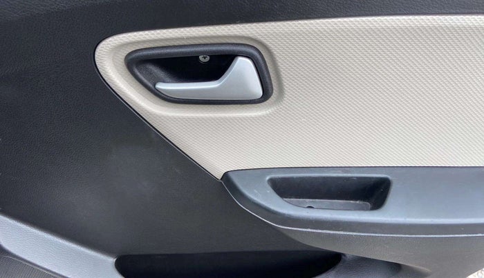 2020 Maruti Alto LXI, Petrol, Manual, 31,647 km, Driver Side Door Panels Control