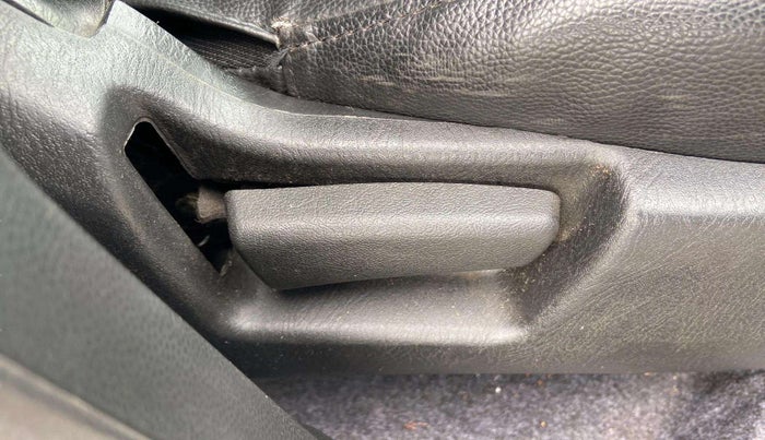 2020 Maruti Alto LXI, Petrol, Manual, 31,647 km, Driver Side Adjustment Panel