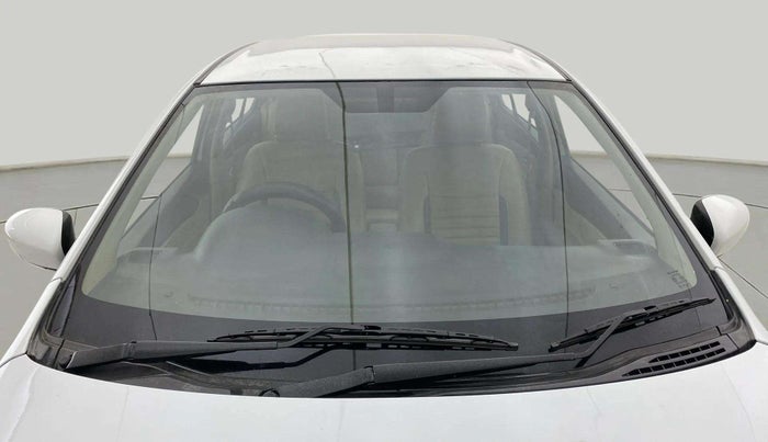 2017 Maruti Ciaz DELTA 1.4 MT PETROL, Petrol, Manual, 96,909 km, Front Windshield