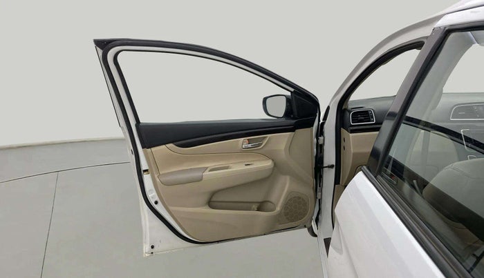 2017 Maruti Ciaz DELTA 1.4 MT PETROL, Petrol, Manual, 96,909 km, LHS Front Door