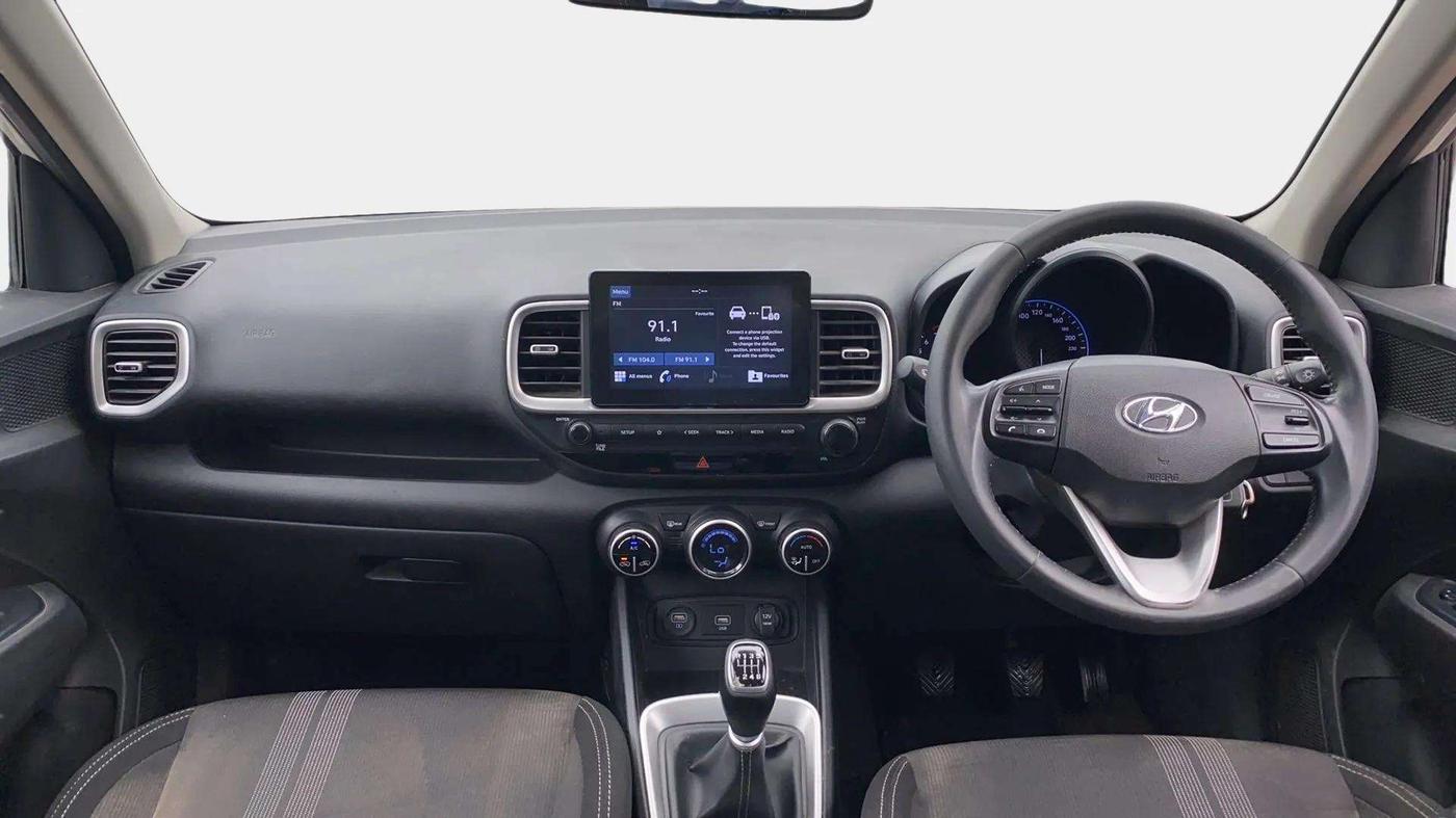 2020 Hyundai VENUE SX 1.0 TURBO, Petrol, Manual, 39,547 km, Dashboard