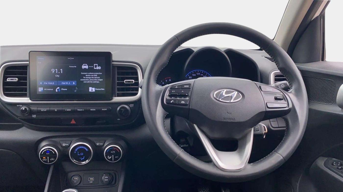 2020 Hyundai VENUE SX 1.0 TURBO, Petrol, Manual, 39,547 km, Steering Wheel Close Up