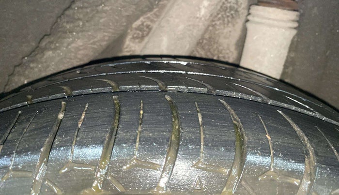 2019 Hyundai Verna 1.6 VTVT SX + AT, Petrol, Automatic, 84,290 km, Left Rear Tyre Tread