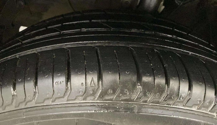 2020 Maruti Baleno ZETA PETROL 1.2, Petrol, Manual, 67,663 km, Left Front Tyre Tread