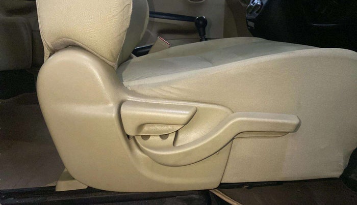 2015 Honda Amaze 1.2L I-VTEC SX, Petrol, Manual, 66,857 km, Driver Side Adjustment Panel
