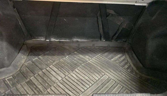 2019 Maruti Dzire VXI, Petrol, Manual, 1,03,087 km, Boot Inside