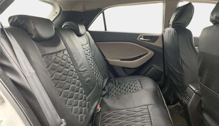 2015 Hyundai Elite i20 ASTA 1.2, Petrol, Manual, 93,996 km, Right Side Rear Door Cabin
