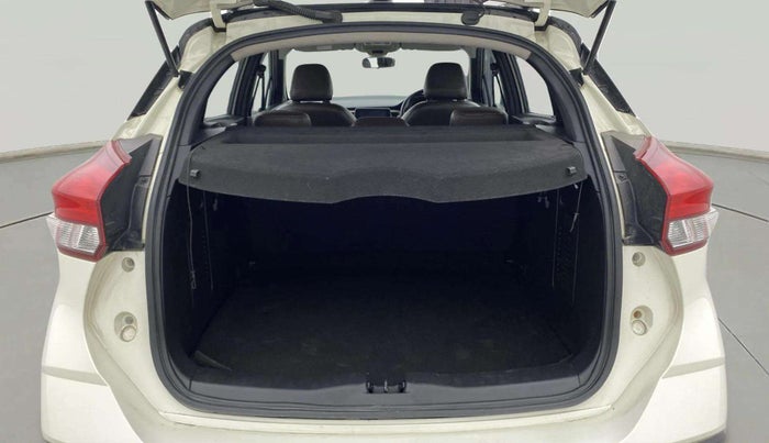 2019 Nissan Kicks XV PREMIUM O DUAL TONE DIESEL, Diesel, Manual, 78,421 km, Boot Inside