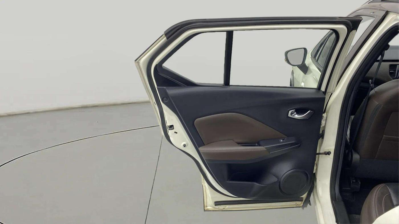 2019 Nissan Kicks XV PREMIUM O DUAL TONE DIESEL, Diesel, Manual, 78,575 km, LHS Rear Door