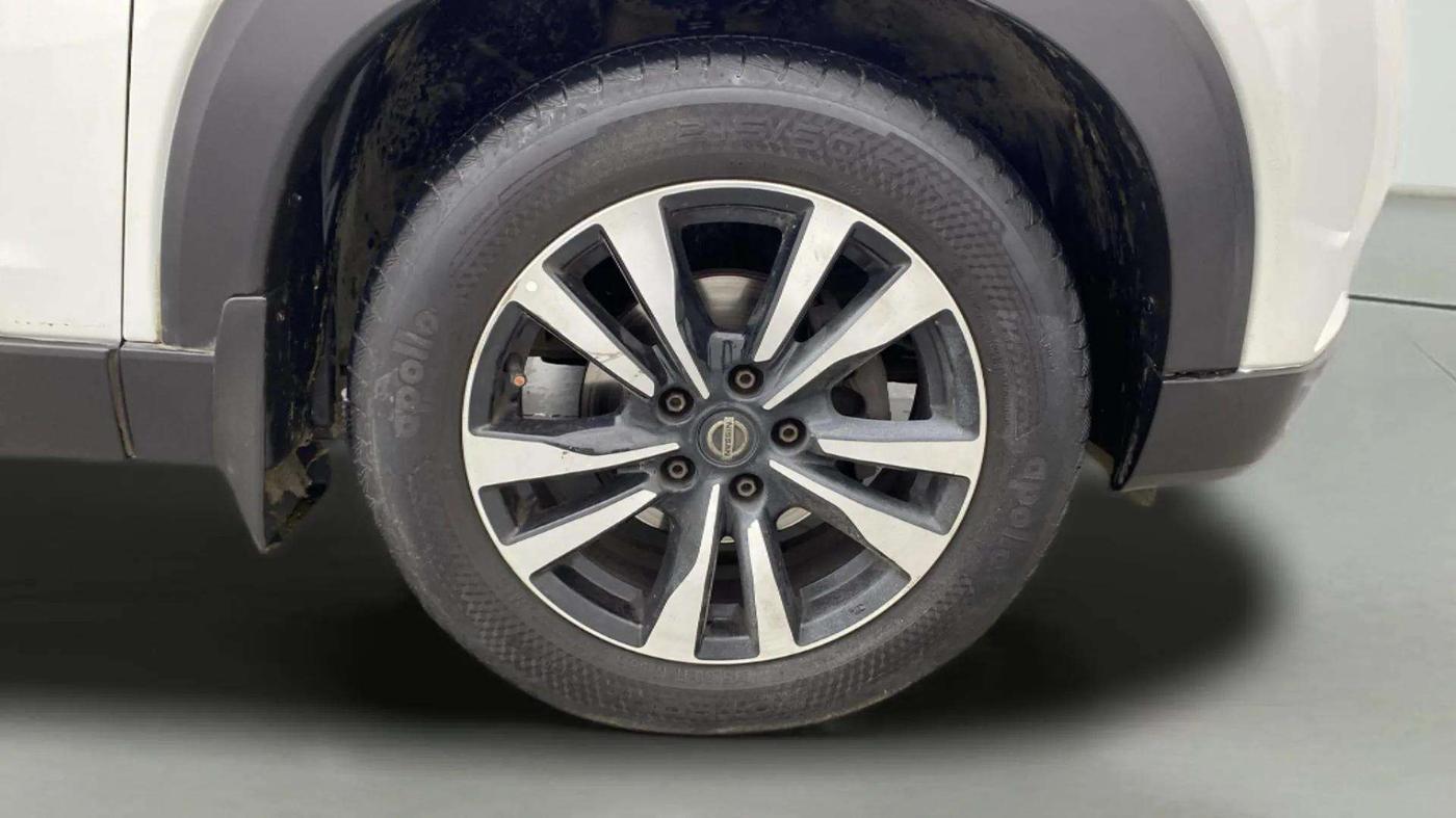 2019 Nissan Kicks XV PREMIUM O DUAL TONE DIESEL, Diesel, Manual, 78,575 km, Right Front Wheel