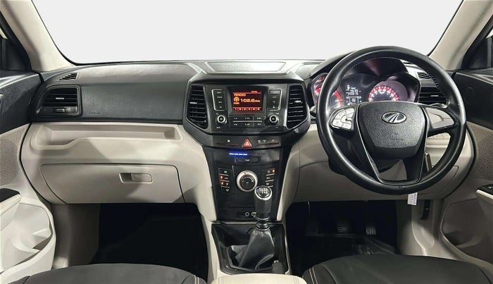 2022 Mahindra XUV300 W6 1.5 Sunroof Diesel, Diesel, Manual, 66,382 km, Dashboard