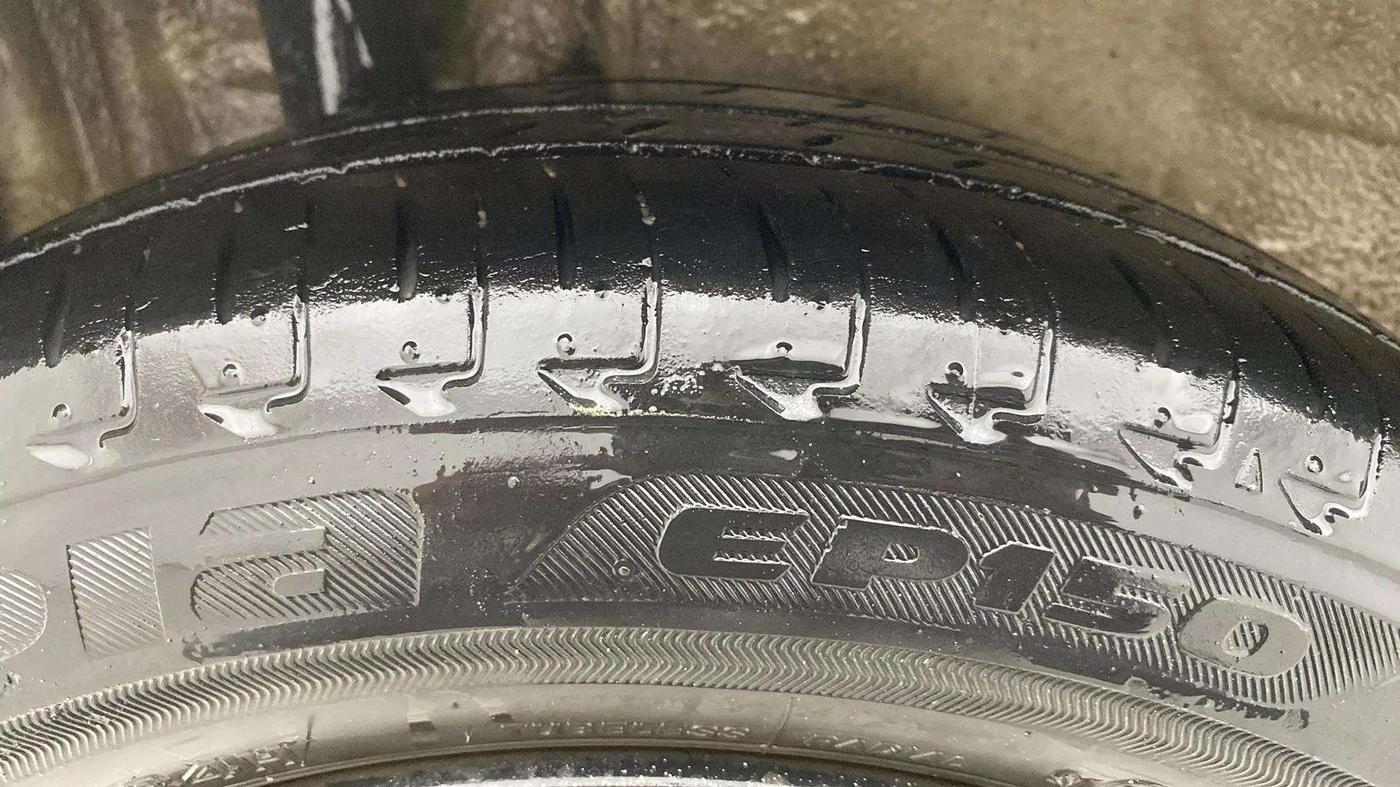 2018 Maruti IGNIS DELTA 1.2 AMT, CNG, Automatic, 85,705 km, Right Rear Tyre Tread