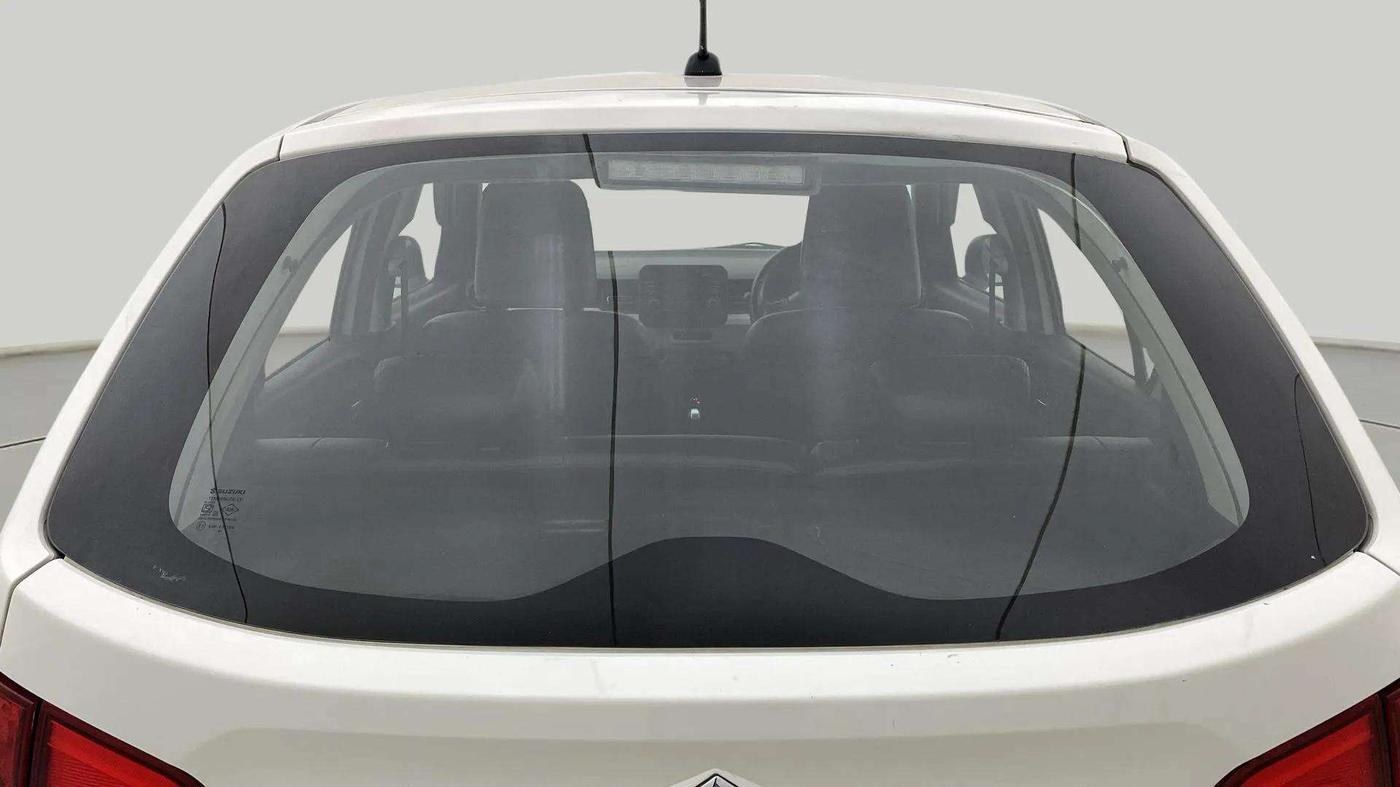 2018 Maruti IGNIS DELTA 1.2 AMT, CNG, Automatic, 85,705 km, Rear Windshield