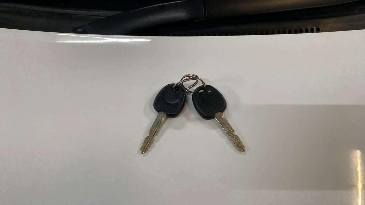 2020 Hyundai NEW SANTRO MAGNA 1.1 CORPORATE EDITION, Petrol, Manual, 21,418 km, Key Close Up