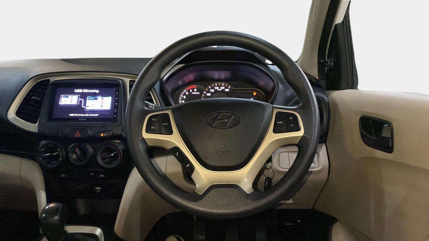 2020 Hyundai NEW SANTRO MAGNA 1.1 CORPORATE EDITION, Petrol, Manual, 21,418 km, Steering Wheel Close Up