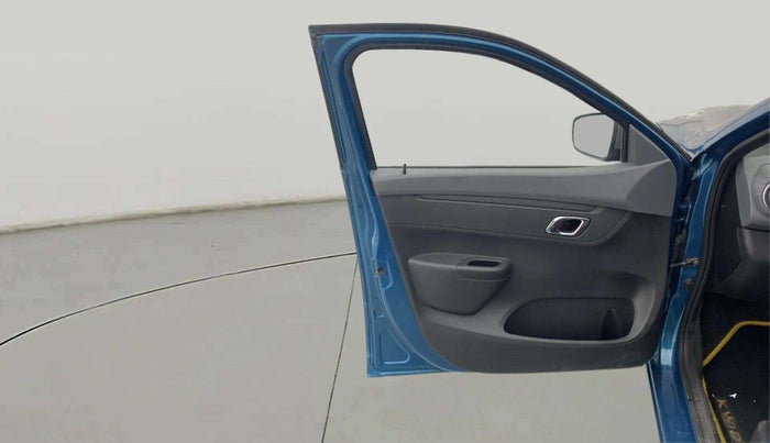 2019 Renault Kwid RXT 1.0 AMT (O), Petrol, Automatic, 33,806 km, LHS Front Door