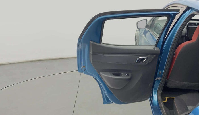 2019 Renault Kwid RXT 1.0 AMT (O), Petrol, Automatic, 33,806 km, LHS Rear Door