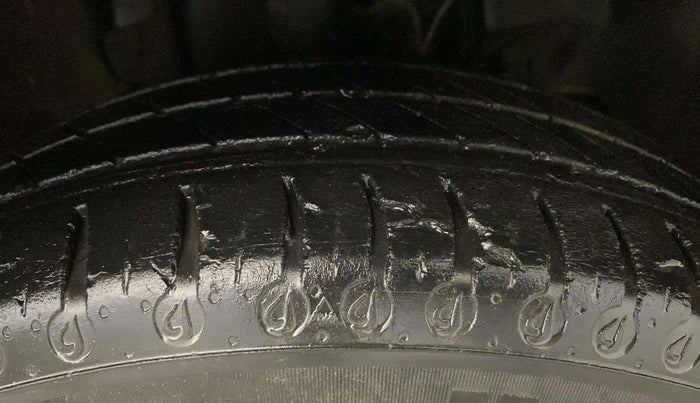 2021 Tata Tiago XT (O) PETROL, Petrol, Manual, 20,792 km, Right Front Tyre Tread