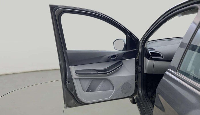2021 Tata Tiago XT (O) PETROL, Petrol, Manual, 20,792 km, LHS Front Door