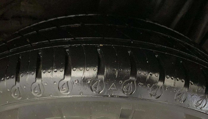 2021 Tata Tiago XT (O) PETROL, Petrol, Manual, 20,792 km, Left Rear Tyre Tread