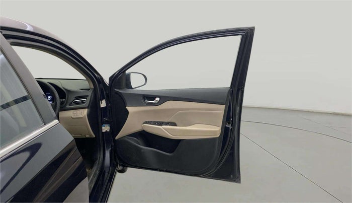 2020 Hyundai Verna SX (O) 1.5 CRDI AT, Diesel, Automatic, 93,688 km, RHS Front Door