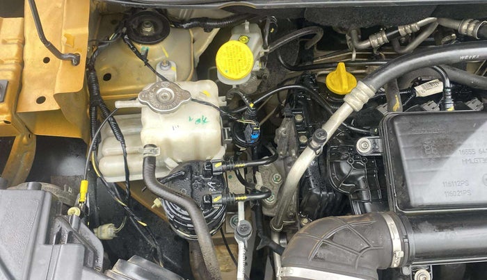2022 Renault TRIBER RXZ, Petrol, Manual, 37,684 km, Engine View - Right