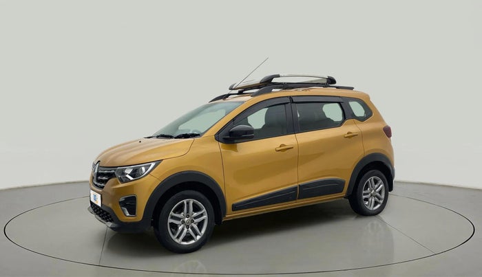 2022 Renault TRIBER RXZ, Petrol, Manual, 37,684 km, Left Front Diagonal