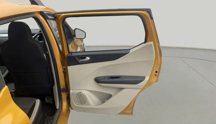 2022 Renault TRIBER RXZ, Petrol, Manual, 37,684 km, RHS Rear Door