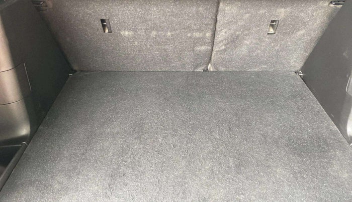 2023 Maruti Grand Vitara ZETA SMART HYBRID, Petrol, Manual, 32,783 km, Boot Inside