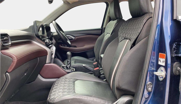 2023 Maruti Grand Vitara ZETA SMART HYBRID, Petrol, Manual, 32,783 km, Right Side Front Door Cabin