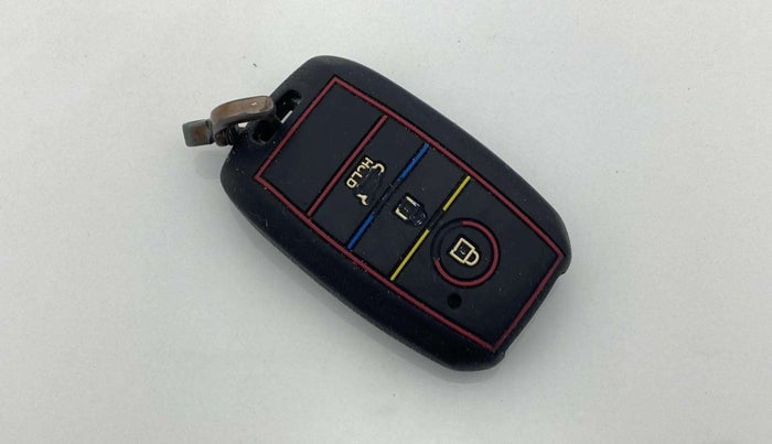 2020 KIA SELTOS HTK PLUS 1.5, Petrol, Manual, 94,692 km, Key Close Up