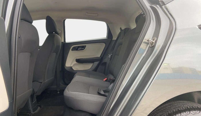 2022 Tata ALTROZ XMA PLUS PETROL, Petrol, Manual, 18,717 km, Right Side Rear Door Cabin
