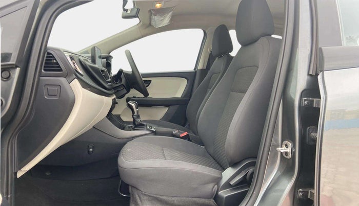 2022 Tata ALTROZ XMA PLUS PETROL, Petrol, Manual, 18,717 km, Right Side Front Door Cabin