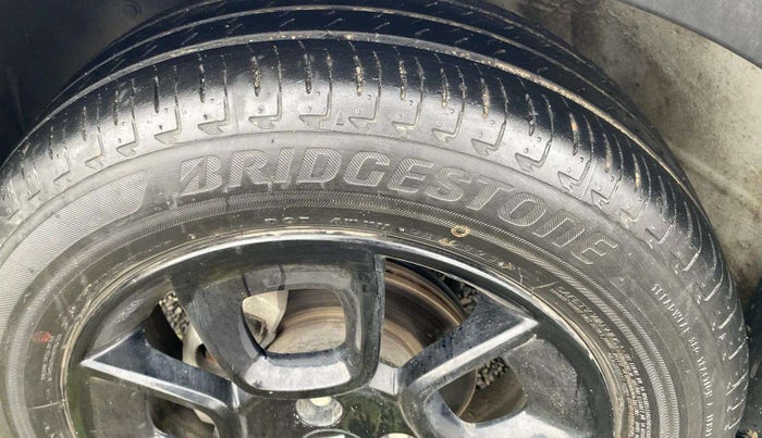 2022 Maruti IGNIS ZETA 1.2, Petrol, Manual, 57,954 km, Left Front Tyre Tread