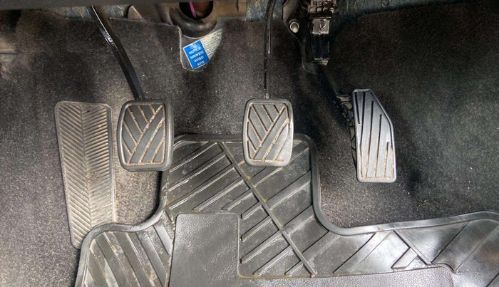 2019 Maruti Baleno DELTA PETROL 1.2, Petrol, Manual, 56,511 km, Pedals