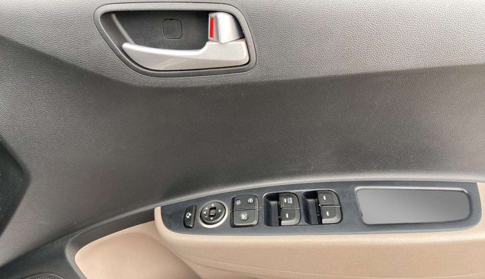 2018 Hyundai Grand i10 ASTA 1.2 KAPPA VTVT, Petrol, Manual, 39,035 km, Driver Side Door Panels Control