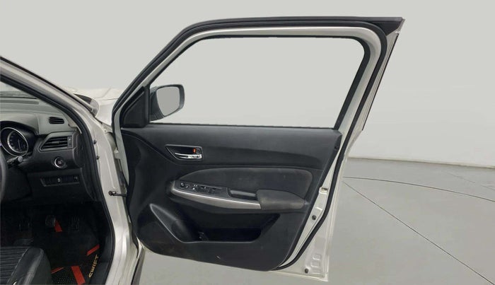 2021 Maruti Swift ZXI PLUS, Petrol, Manual, 38,489 km, RHS Front Door