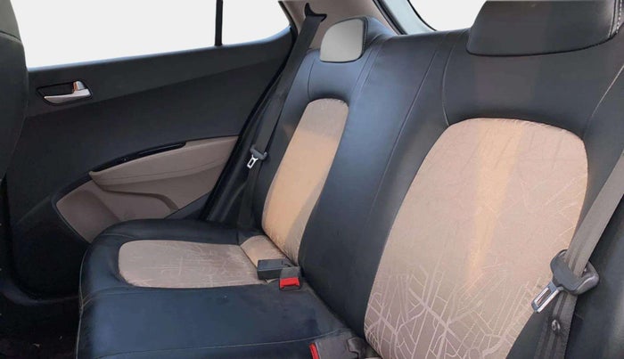 2019 Hyundai Grand i10 SPORTZ (O) AT 1.2 KAPPA VTVT, Petrol, Automatic, 78,038 km, Right Side Rear Door Cabin