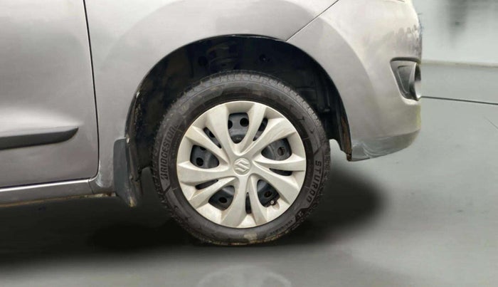 2015 Maruti Wagon R 1.0 VXI, Petrol, Manual, 52,907 km, Right Front Wheel