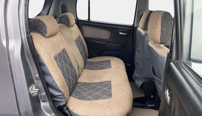 2015 Maruti Wagon R 1.0 VXI, Petrol, Manual, 52,907 km, Right Side Rear Door Cabin