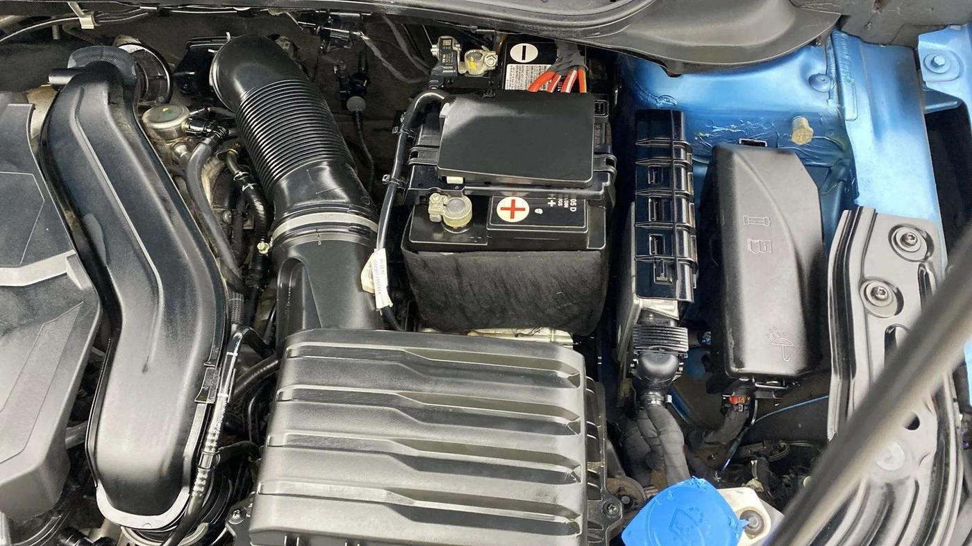 2023 Skoda SLAVIA AMBITION 1.5L TSI AT, Petrol, Automatic, 31,866 km, Engine View - Left