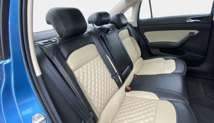 2023 Skoda SLAVIA AMBITION 1.5L TSI AT, Petrol, Automatic, 31,665 km, Right Side Rear Door Cabin