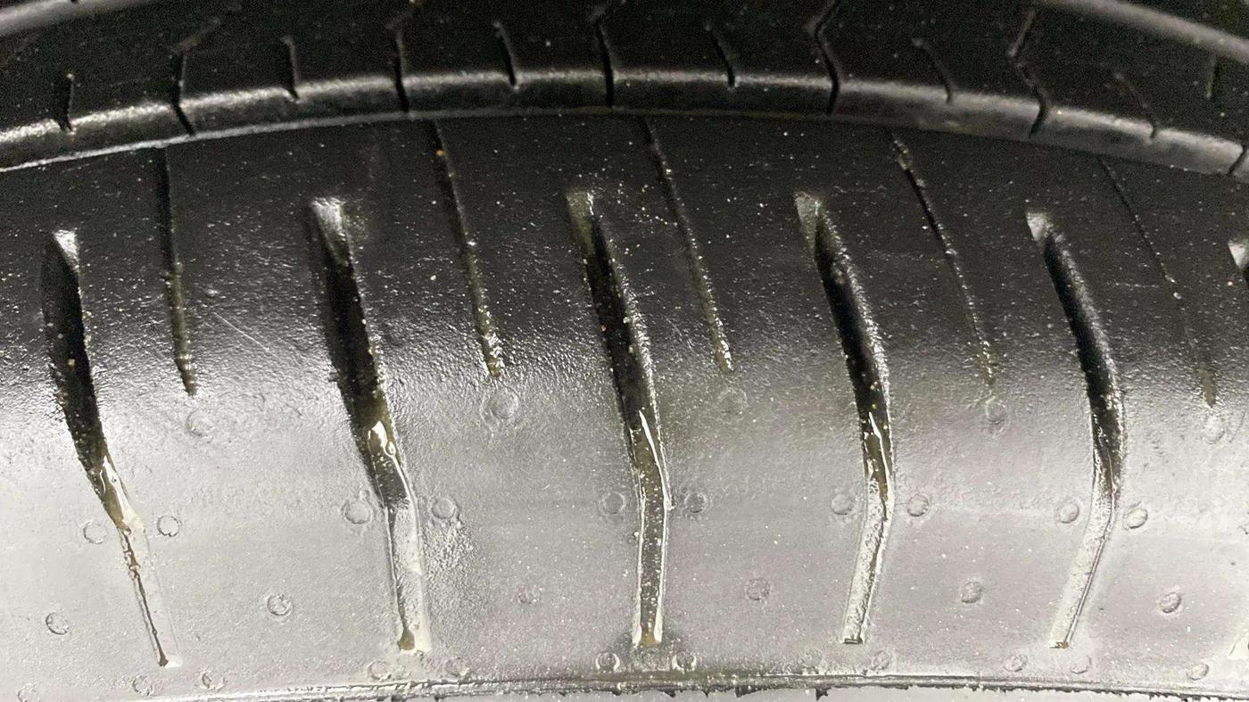 2020 Ford Ecosport TITANIUM 1.5L PETROL, Petrol, Manual, 57,774 km, Right Front Tyre Tread