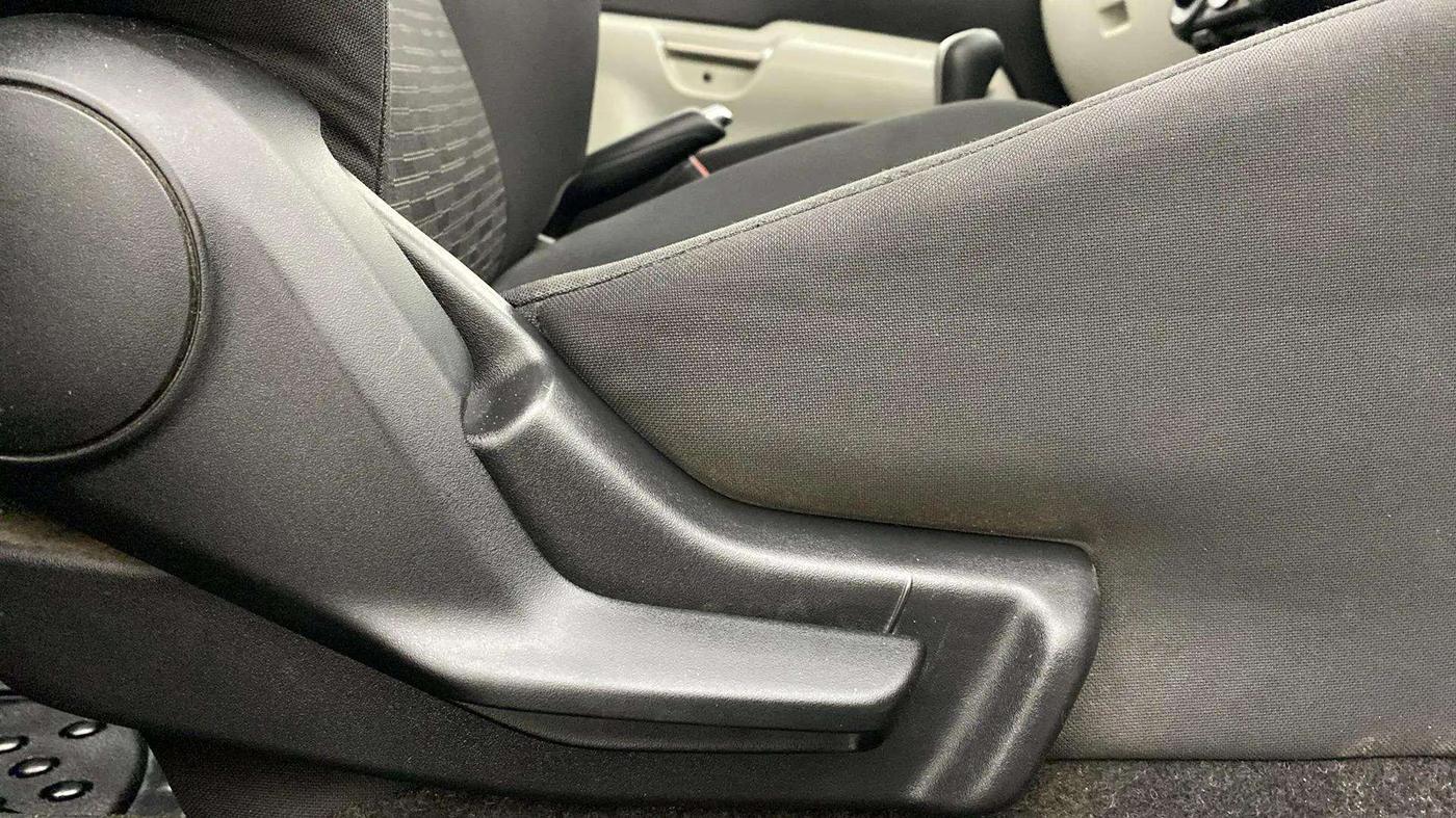 2019 Maruti IGNIS DELTA 1.2 AMT, Petrol, Automatic, 39,629 km, Driver Side Adjustment Panel