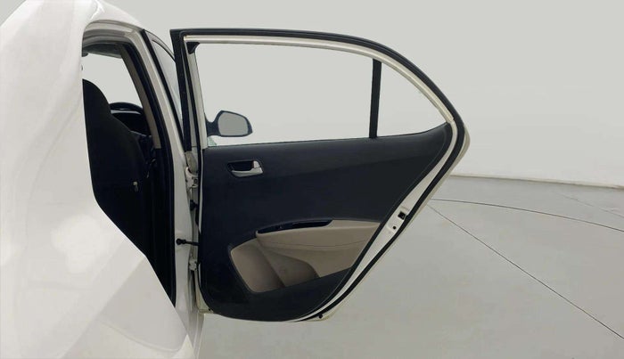 2015 Hyundai Xcent S 1.2, CNG, Manual, 64,215 km, RHS Rear Door