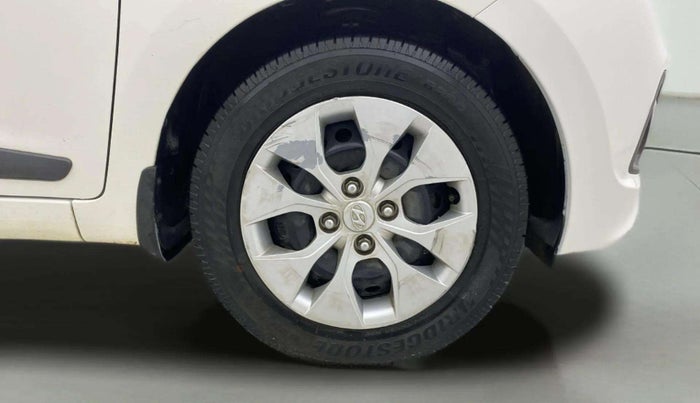 2015 Hyundai Xcent S 1.2, CNG, Manual, 64,215 km, Right Front Wheel